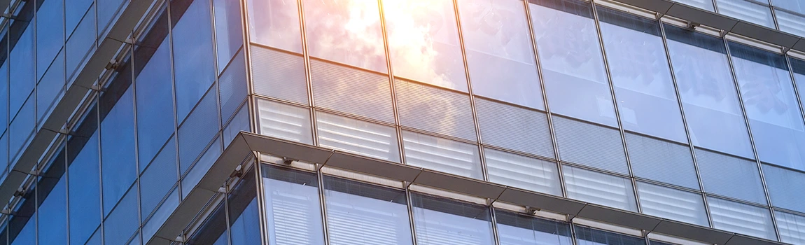 UV-Resistant Glass Experts in Meadow Woods, FL